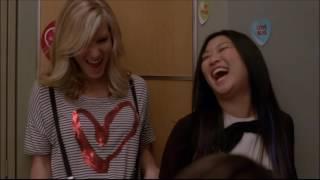 Glee - P.Y.T (Pretty Young Thing) (Full performance + scene) 2x12
