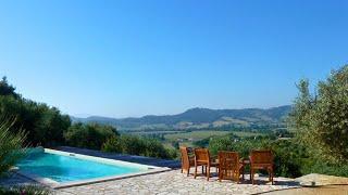 Fall in love with that view! Property in Umbria near Lake Trasimeno