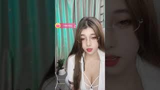 Bena Ella broadcast live vlogs 285