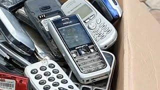 Nokia 2865 turns into gold