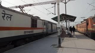 01705 Jabalpur - Bandra SF Special Overtake 59393 DHD BPL Led by HOG Connected TKD WAP-7 Skip SJP