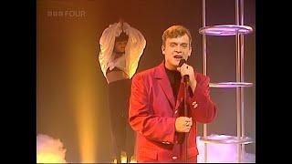 Undercover - baker street  - TOTP   - 1992