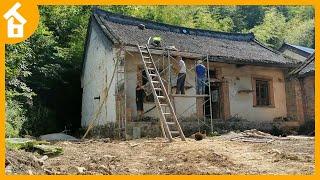After the divorce, She Cleaning and Restoration Abandoned house behind the mountain | Renovated