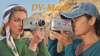 Digital Instamatic? JVC GR-DVL9000 progressive-scan Mini DV camcorder from 1999