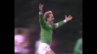 Pierre Littbarski und Karl-Heinz Rummenigge Zaubertor vs England in Wembley