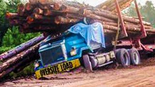 Gefährliche Idioten bedienen große Holzfäller-LKW-Fähigkeiten, unglaubliche riesige Holz-LKW-Fahrten