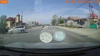 "От удара сработала подушка безопасности": серьёзное ДТП произошло на перекрёстке в Южно-Сахалинске
