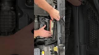 C4, cactus air filter change .￼