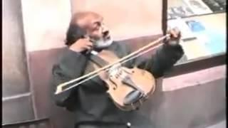 Best Street Violinist: Czardas