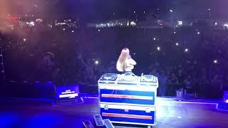 Dj Larissa Cerqueira show no Brasil  (é tchau pra quem namora)