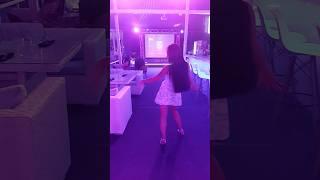 Караоке Жара Песни и танцы на баре   стрип пол дэнс восточные танцы shorts #stars #stars #news #star