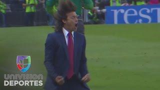 Eufórica celebración de Matías Almeyda tras el segundo gol de Chivas