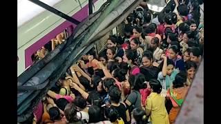 mumbai local train rush