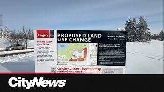 Calgarians in Glenmore Landing prepare for City Hall meeting on redevelopment plans