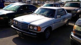 1980 Mercedes-Benz 300CD Coupe Diesel Start Up, Tour, Exhaust (W123)