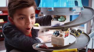 Disney•Pixar Cars: Mini Racers Rusteze Spinning Raceway | Mattel