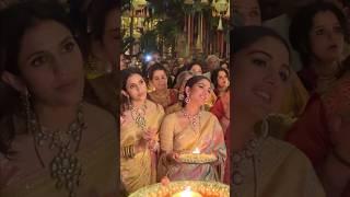 Inside footage of Ambani Family's grand Ganpati Aarti Celebrations | ProMedia