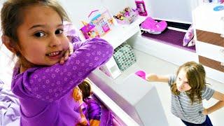 Selín y los juegos con las muñecas LOL. Juguetes LOL Surprise en español. Vídeos para chicas