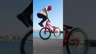 #shorts #youtubeshorts #bicycle stunt on BYCYCLE!