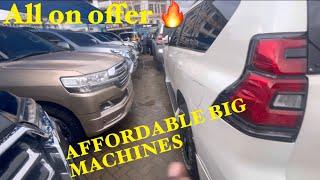 USED BIG CARS FOR BIG PEOPLE ON OFFER-PRADOS AND V8s-0725152722