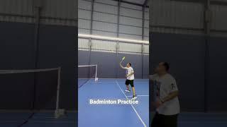 #badmintonlovers #badmintontraining #dailyvlog #staystrong #stayfitandhealthy feathers  #shorts