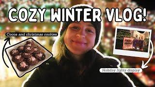 Spend a solo winter evening with me! | Christmas lights, holiday baking, movie night