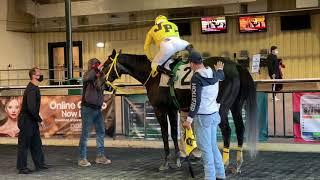 La Waun wins at Parx Racing on 11/25/2020