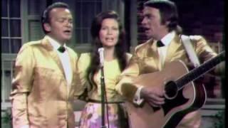 Loretta Lynn - Oh Come, Angel Band