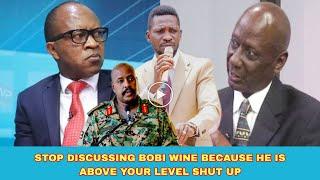 Bobi wine Yabaleka Mwena! Laba Okuswaala Alex Mukulu akubidde Gashumba Mu studio Lwa Kuvoola Laba