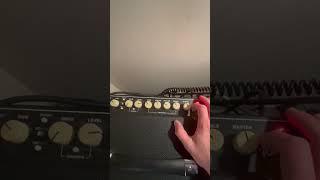 Fender Rumble 200 VS: Problem with volume pot? Bad Static + Feedback + Oscillation when turned up.