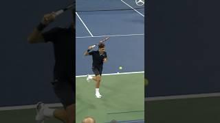 Federer’s GIFT to Jordan 