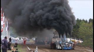 The Most Smoking Tractor Puller in The World | SLÆDEHUNDEN | Danish Tractor Pulling