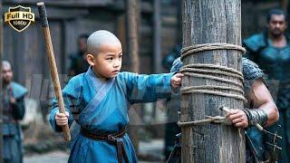 Bullies, relying on their power, besieged Shaolin Temple, only to be beaten up by a 6-year-old monk!