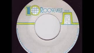 Horace Martin - Hackle Me + Dub - 7" 10 Roosevelt Ave 1987 - KILLER DIGITAL 80'S DANCEHALL