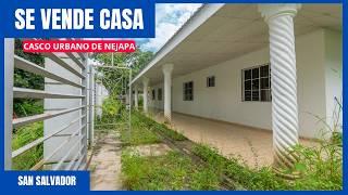 SE VENDE AMPLIA CASA EN EL CENTRO DE NEJAPA !!!