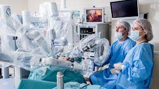 Minimally Invasive Bilateral Orthotopic Lung Transplant With Robotic Assistance