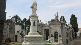 Walking Tour of La Recoleta Cemetery, Buenos Aires, Argentina