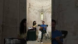 Piers Faccini & Laura Cahen - Oiseau (acoustic version in a romanesque church)