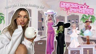 playing ROBLOX dress to impress  ( for the first time)