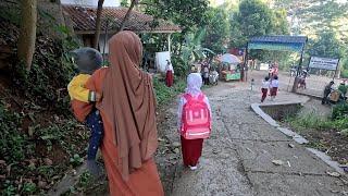 SUASANA HARI PERTAMA MASUK SEKOLAH, MALAH SALAH PAKAI ROK!