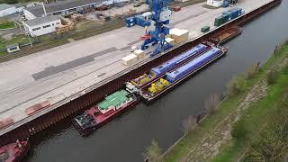Short Film Kranbau - Loading a process crane: from production to the ship