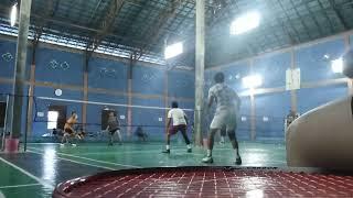badminton...lawan 1 orang PBSI Kutai Barat gak kuat Kaka