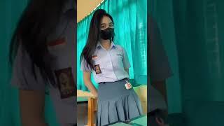 Putih abu abu yang meresahkan #Shorts #Tiktok #Viral