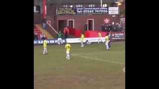 Worcester City’s Shab Khan epic reaction after being fouled