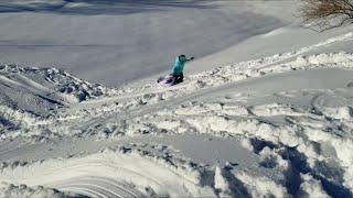 우리집 전용 눈썰매장 입니다. 가족들과 눈썰매 타기 Snow Tubing