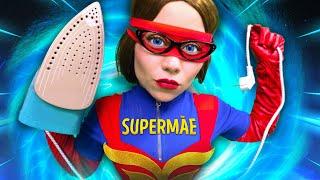 Se Minha Mãe Fosse Uma SUPER-HEROÍNA| Momentos Estranhos e Familiares - Musical por La La Lândia