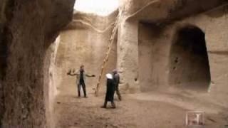 Underground Pelasgian cities in Cappadocia ╠05╣