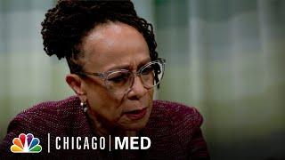 Goodwin Has a Heart-to-Heart with a Patient About Motherhood | NBC’s Chicago Med