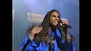 Milli Vanilli - Girl You Know It's True (LIVE at the 32nd GRAMMYs) + Winning for 'Best New Artist'
