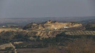 Amphipolis tomb architraves reveal faces